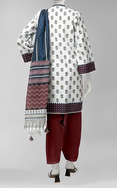 Junaid Jamshed Off White Cambric Suit | Pakistani Winter Dresses in USA- Image 2