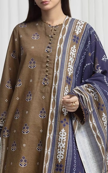 Edenrobe Olive Khaddar Suit | Pakistani Winter Dresses in USA- Image 2