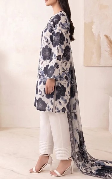 Humdum Off White/Black Lawn Suit | Pakistani Lawn Dress in USA- Image 2