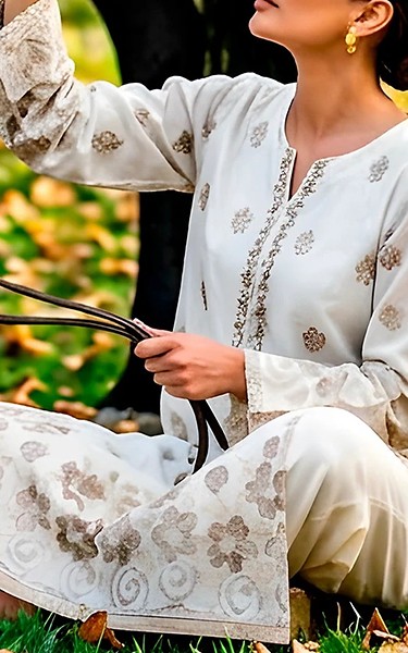 VS Textile White Jacquard Suit | Pakistani Lawn Dress in USA- Image 2