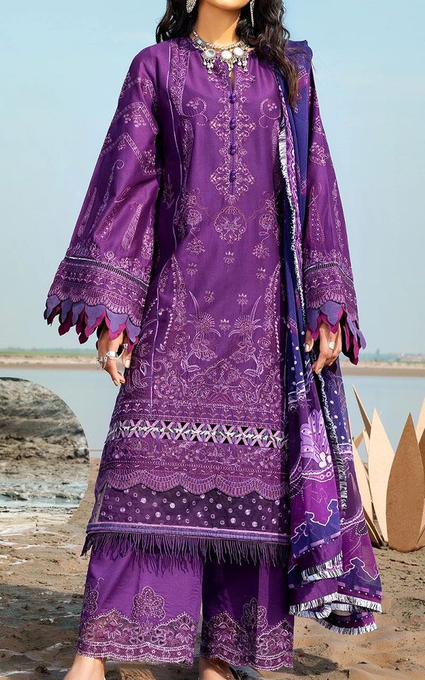 Pakistani Lawn Suits Online