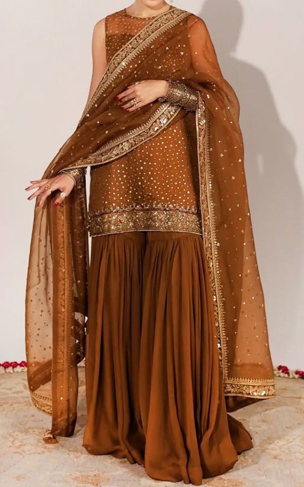Pakistani Mehendi Dresses