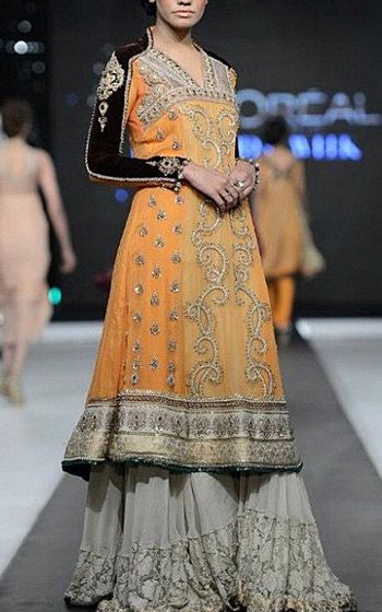 Designer Dresses in Pakistan
