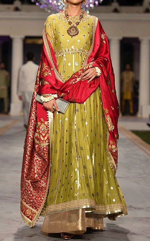 Pakistani Formal Dresses