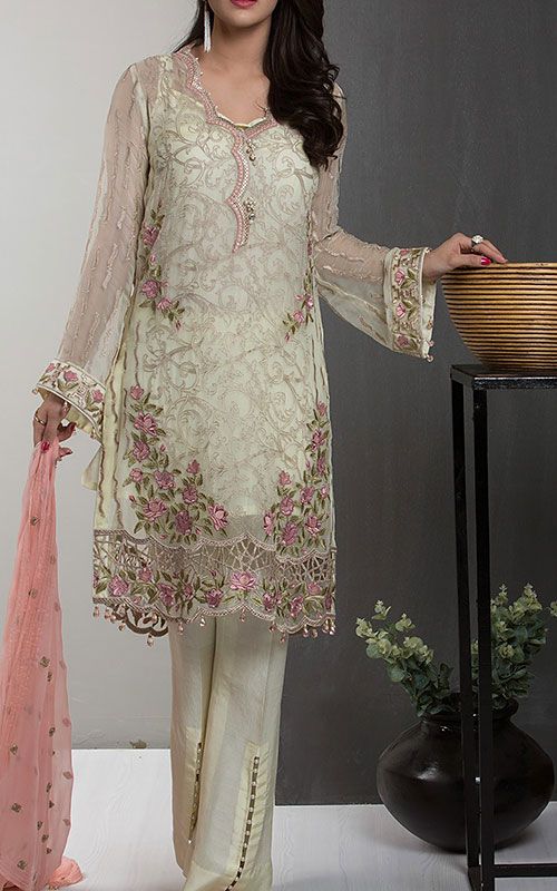 Pakistani designer chiffon clothing