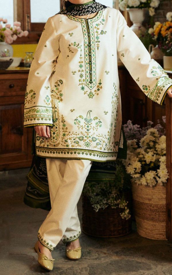 Pakistani Lawn Dresses
