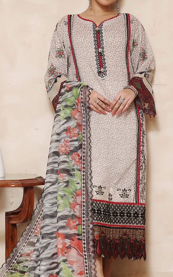 Lawn Clothing Pakistan