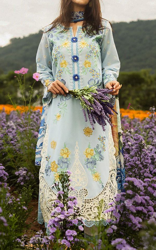 Pakistani Lawn Dresses