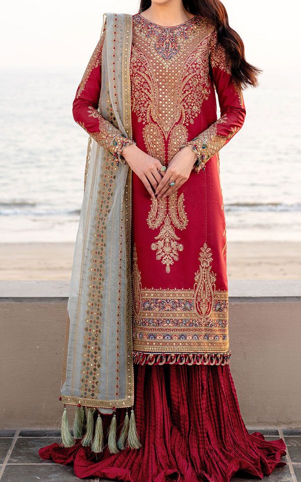 Pakistani Luxury Lawn Dresses