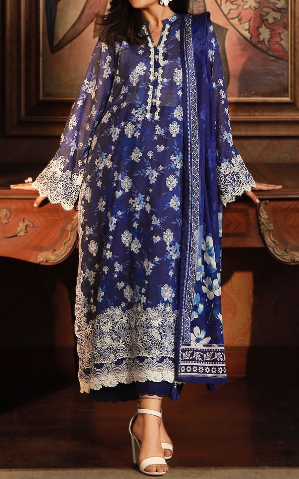 Pakistani Luxury Lawn Dresses