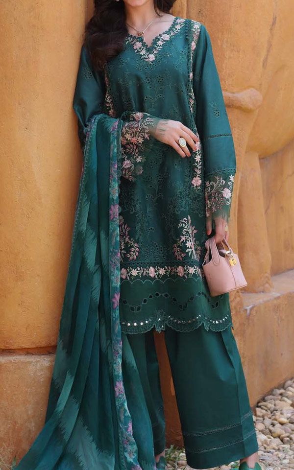 Pakistani Luxury Lawn Dresses