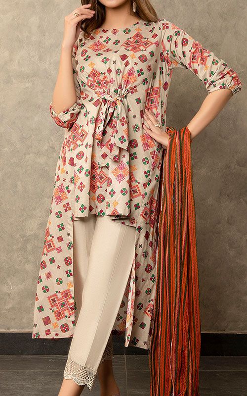 Pakistani Lawn Suits Online