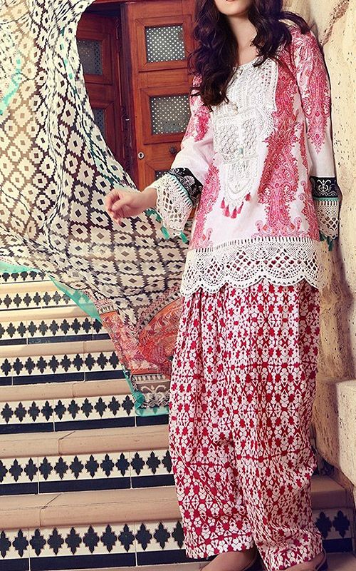Embroidered Lawn Suits in Pakistan