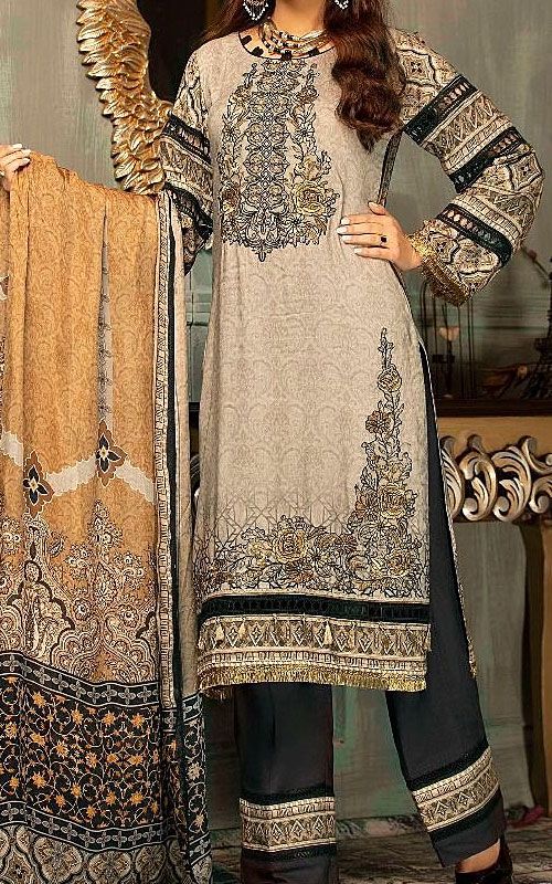 Pakistani clothing