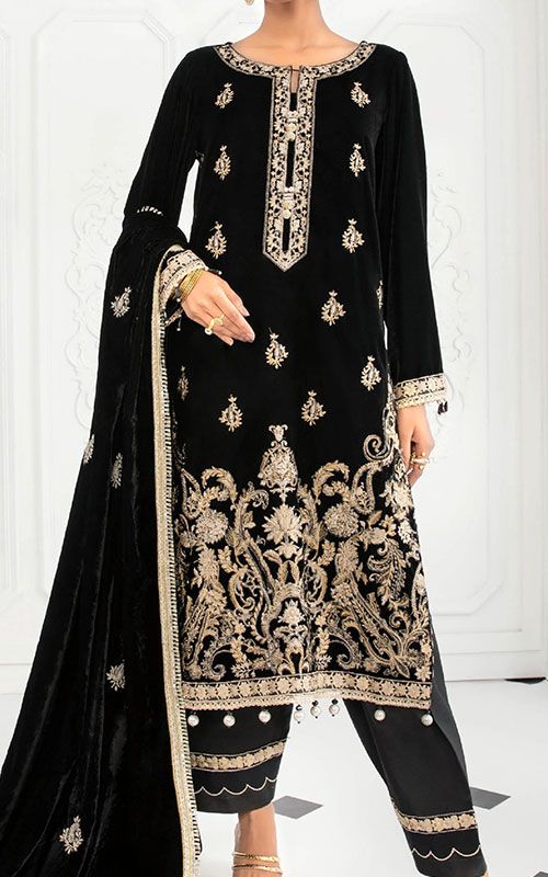 Pakistani Party Dresses