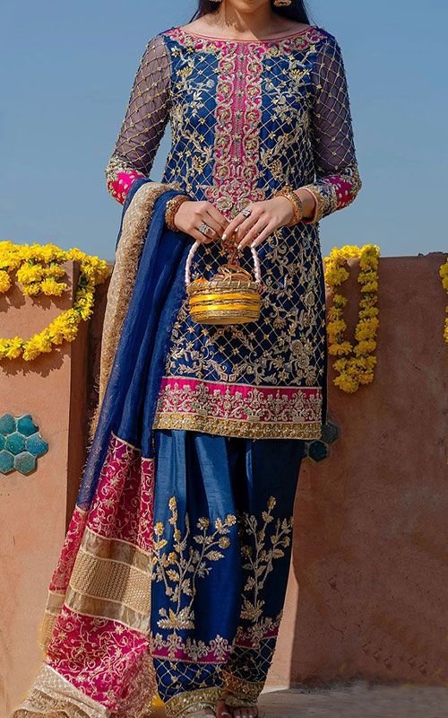Pakistani Mehndi Dresses