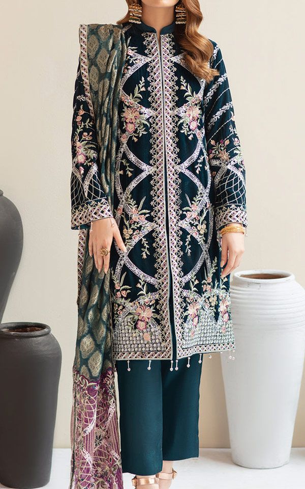 Pakistani Winter Dresses