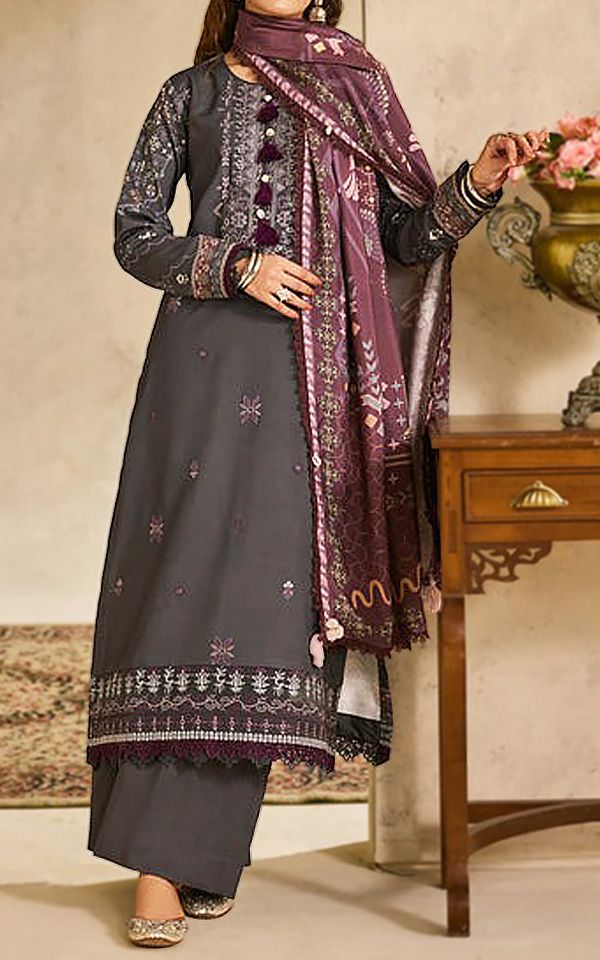 Pakistani Winter Dresses