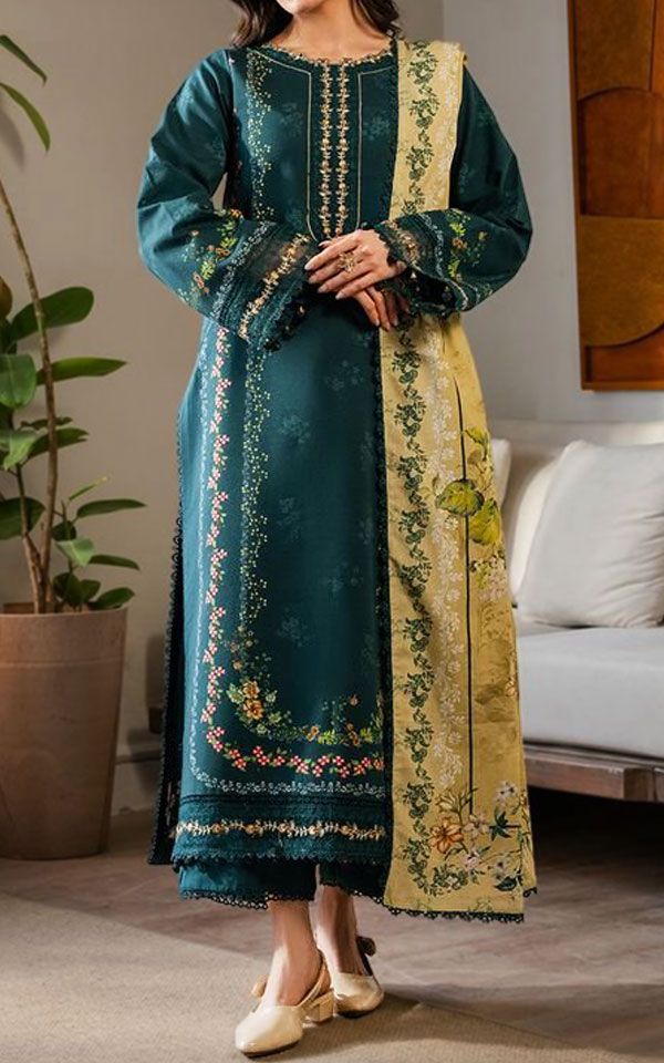 Pakistani Karandi Dresses