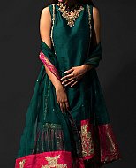 Winter Wedding Season: Pakistani Formal Wear Ideas for US Venues