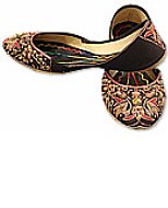 Get Pakistani Khussa Shoes From our Large Variety