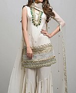 Light Colored Pakistani Wedding Dresses To Try And Uplift Your Game