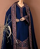 Mixing East and West - How to Wear Pakistani Winter Outfits with a Modern Twist