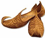 Importance Of Traditional Khussa Shoes From Pakistan