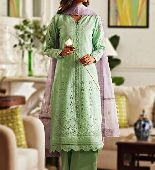  Gulaal Lawn