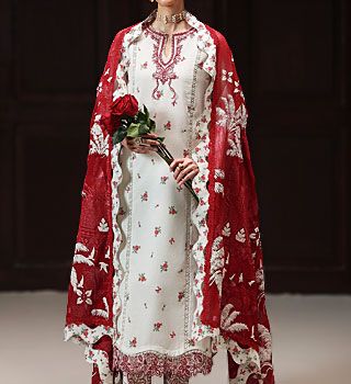  Qalamkar Lawn