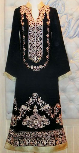 Threads and Motifs Black Chiffon Suit | Pakistani Embroidered Chiffon Dresses- Image 1