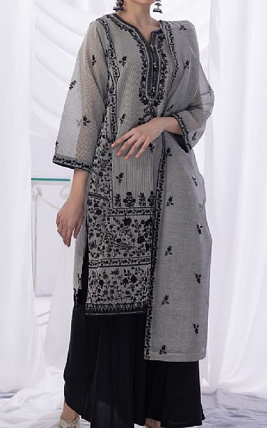 Sadia Aamir Dasht | Pakistani Pret Wear Clothing by Sadia Aamir- Image 1