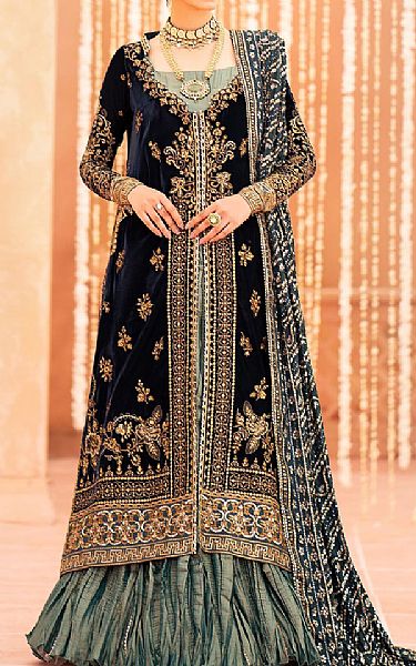 Aik Mirage Velvet Suit | Pakistani Winter Dresses- Image 1