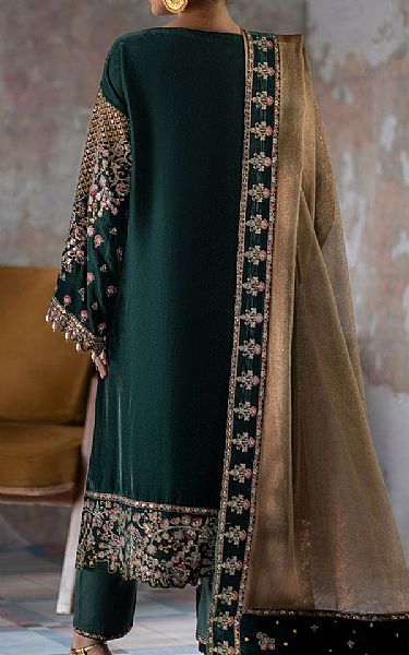 Emaan Adeel Green Velvet Suit | Pakistani Winter Dresses in USA- Image 2