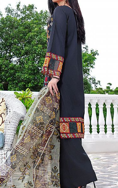 Black Cambric Suit | Khas Pakistani Winter Dresses