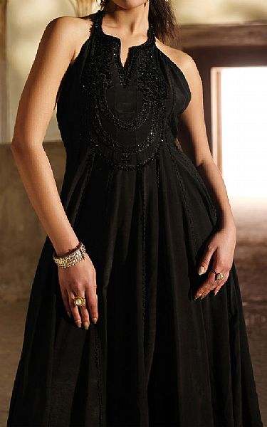 Mahum Asad Blackout | Pakistani Pret Wear Clothing by Mahum Asad- Image 2
