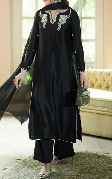 Mahum Asad Noire | Pakistani Pret Wear Clothing by Mahum Asad- Image 1