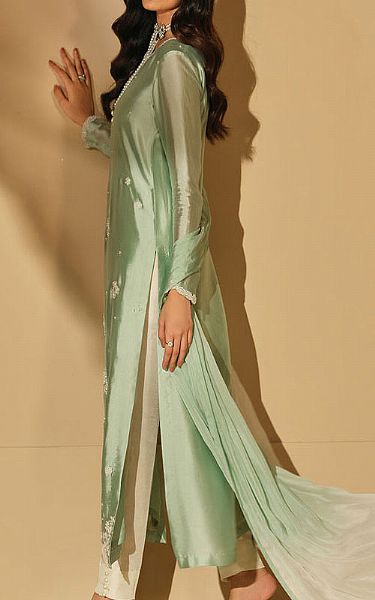 Mahum Asad Halo | Pakistani Pret Wear Clothing by Mahum Asad- Image 3