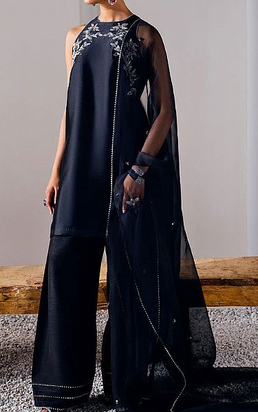 Mahum Asad Rock | Pakistani Pret Wear Clothing by Mahum Asad- Image 1
