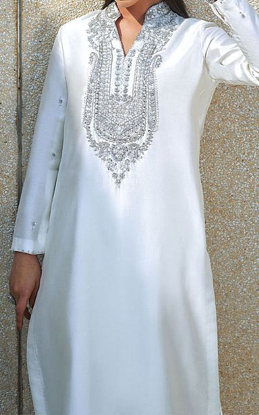 Mahum Asad Platinum | Pakistani Pret Wear Clothing by Mahum Asad- Image 2