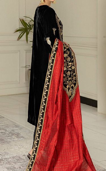 Mohagni Black Velvet Suit | Pakistani Winter Dresses- Image 2