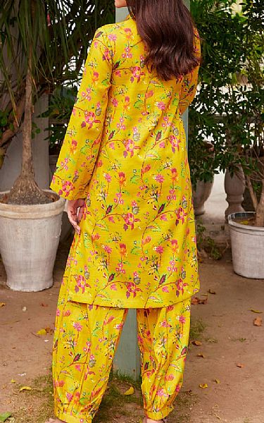 Motifz Golden Yellow Khaddar Suit (2 pcs) | Pakistani Winter Dresses- Image 2