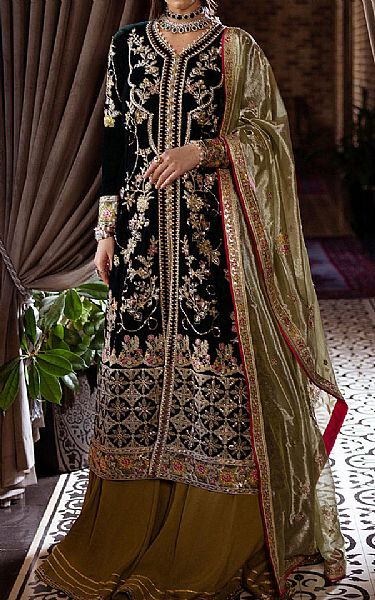 Mushq Bottle Green Velvet Suit | Pakistani Winter Dresses in USA- Image 1