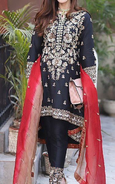 Qyaas Naksh | Pakistani Pret Wear Clothing by Qyaas- Image 1