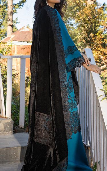 Rang Rasiya Teal Blue Khaddar Suit | Pakistani Winter Dresses- Image 2