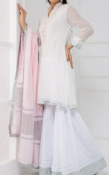 Sadia Aamir Serene | Pakistani Pret Wear Clothing by Sadia Aamir- Image 1