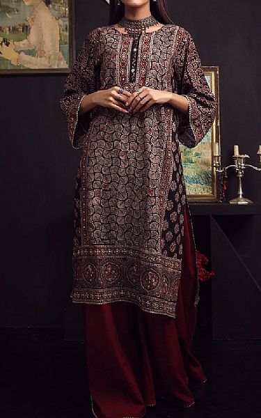 Sadia Aamir Sila | Pakistani Pret Wear Clothing by Sadia Aamir- Image 1