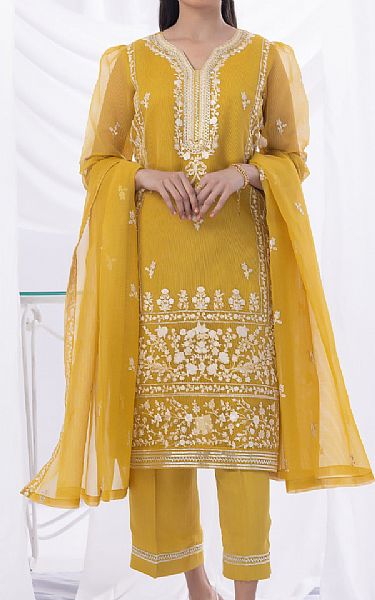Sadia Aamir Zar | Pakistani Pret Wear Clothing by Sadia Aamir- Image 1