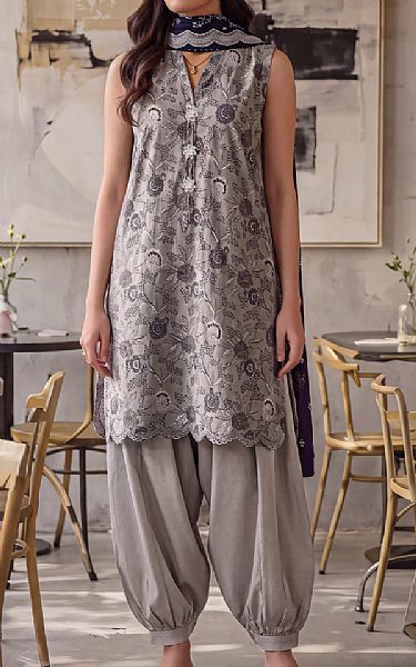 Saya Grey Khaddar Suit | Pakistani Winter Dresses in USA- Image 1