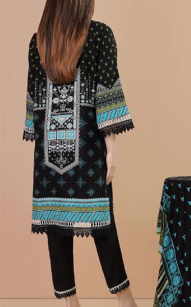 Saya Black Khaddar Suit | Pakistani Winter Dresses- Image 2